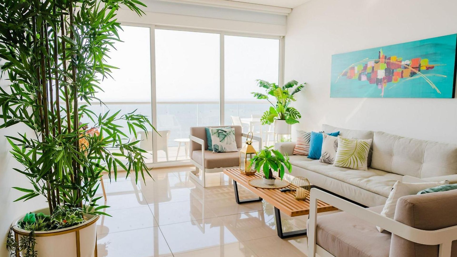 U-go Edificio H2 En Bocagrande Frente Al Mar