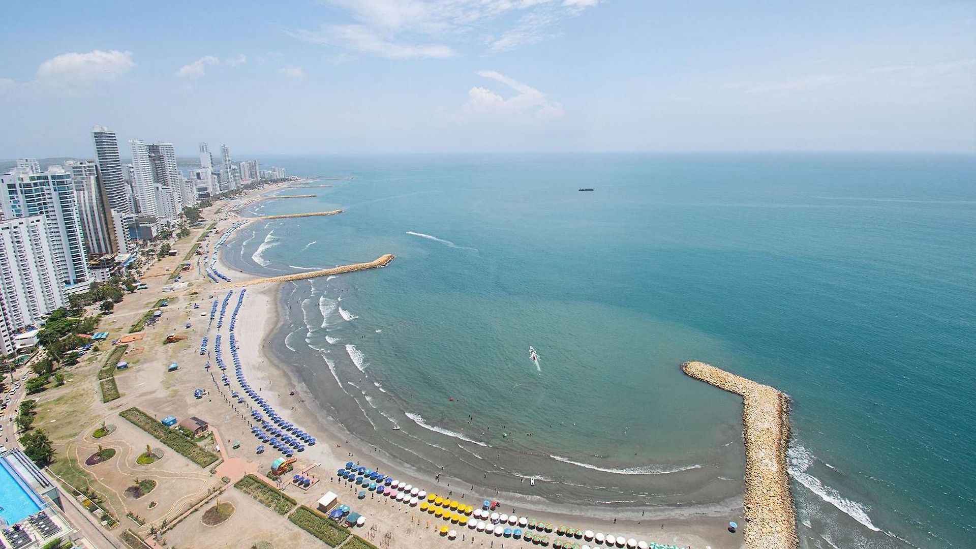 Edificio H2 En Bocagrande Frente Al Mar