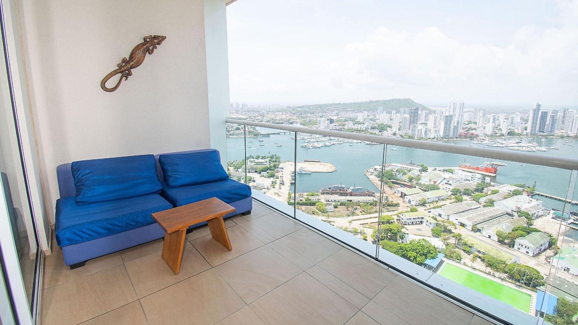 Apartment Edificio H2 En Bocagrande Frente Al Mar *