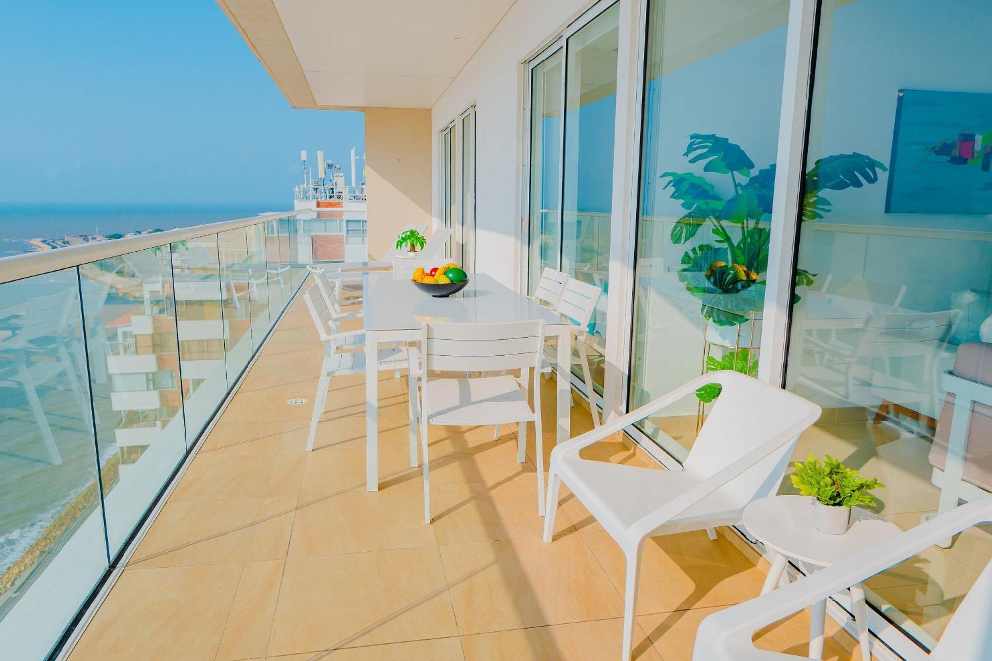 U-go Edificio H2 En Bocagrande Frente Al Mar *