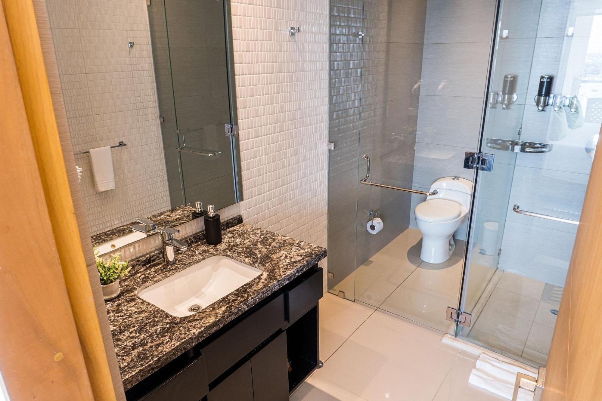 Apartamento U-go Edificio H2 En Bocagrande Frente Al Mar