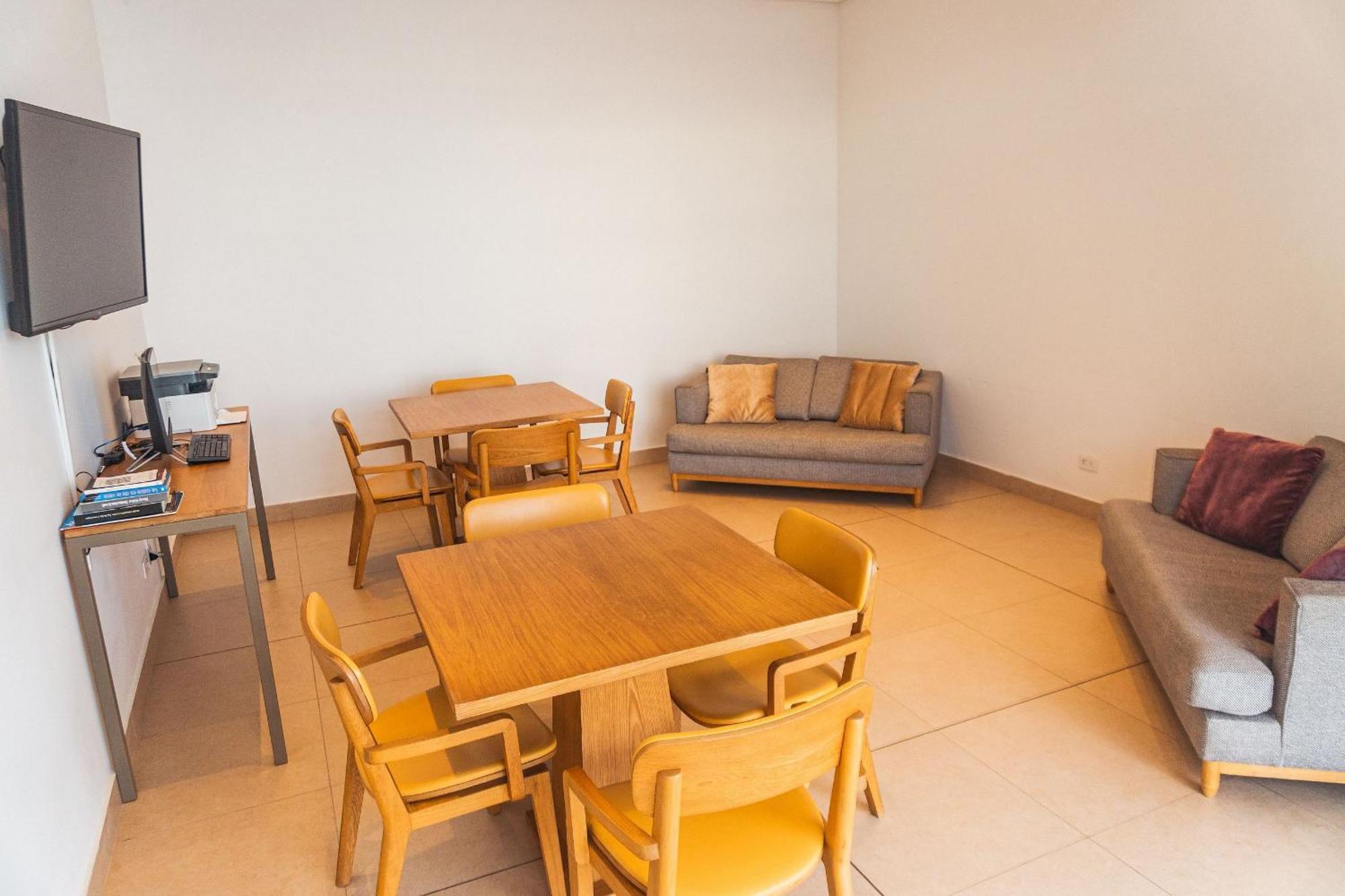 U-go Edificio H2 En Bocagrande Frente Al Mar Apartamento