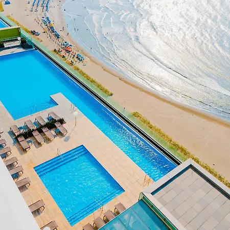 U-go Edificio H2 En Bocagrande Frente Al Mar Apartamento